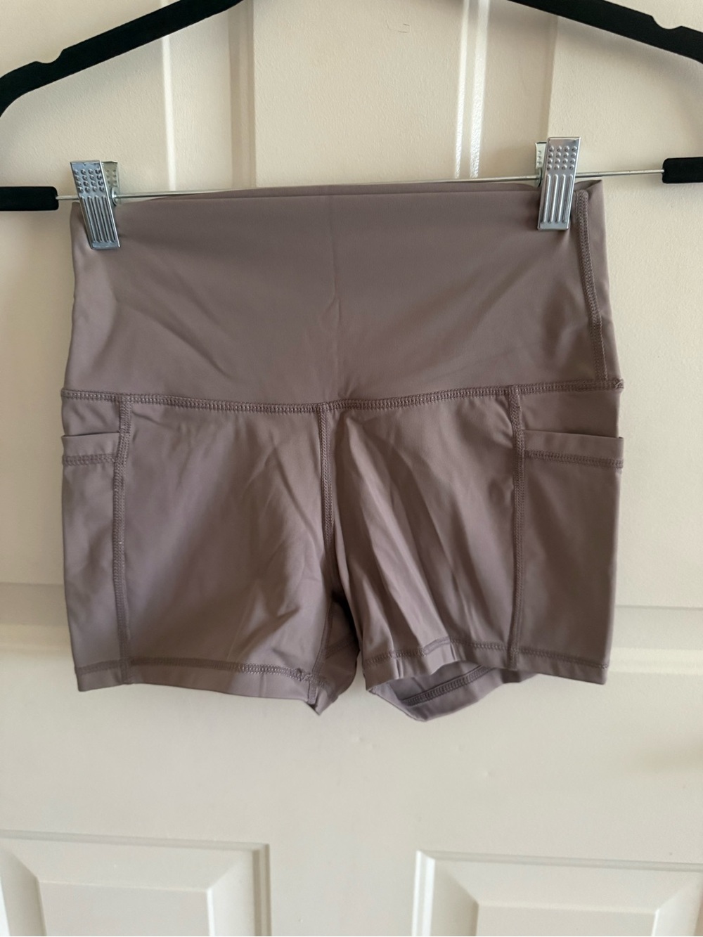 High-Waist Women's Performance Shorts in Taupe
